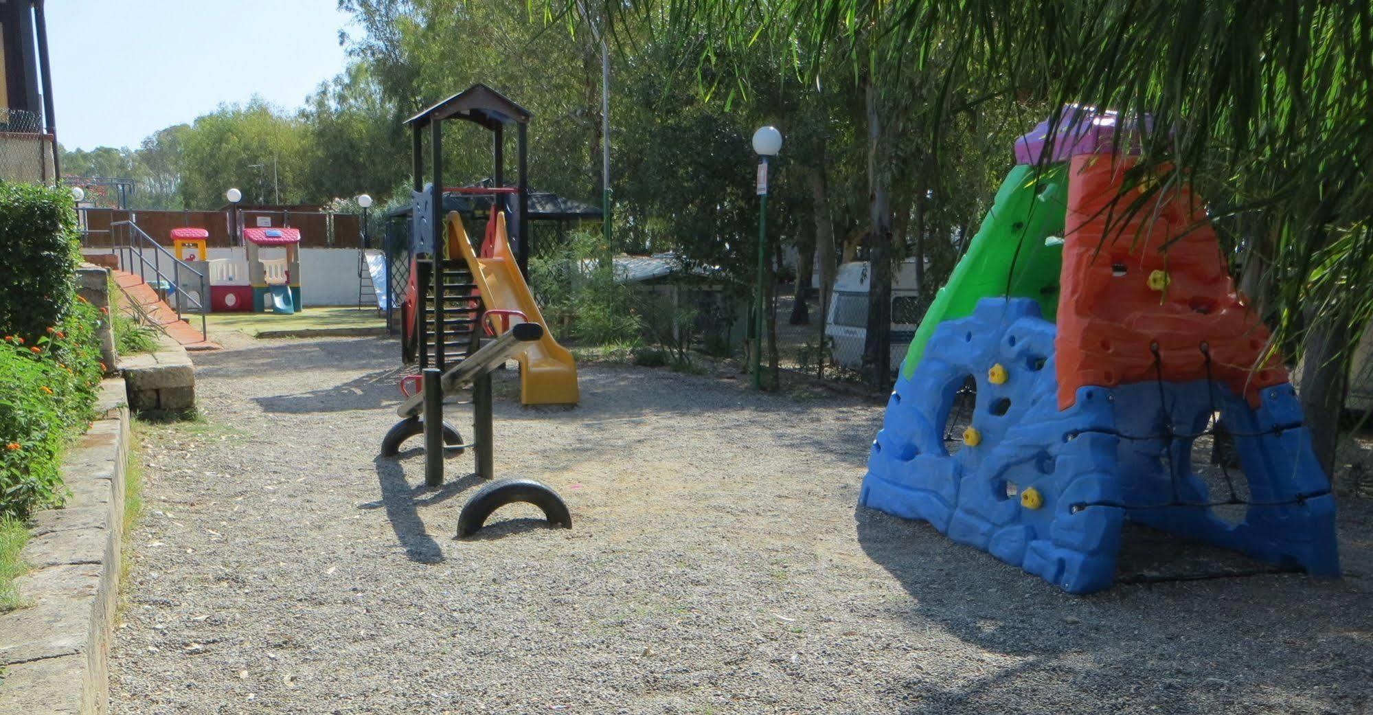 Villaggio Camping Lungomare Cropani Exterior foto